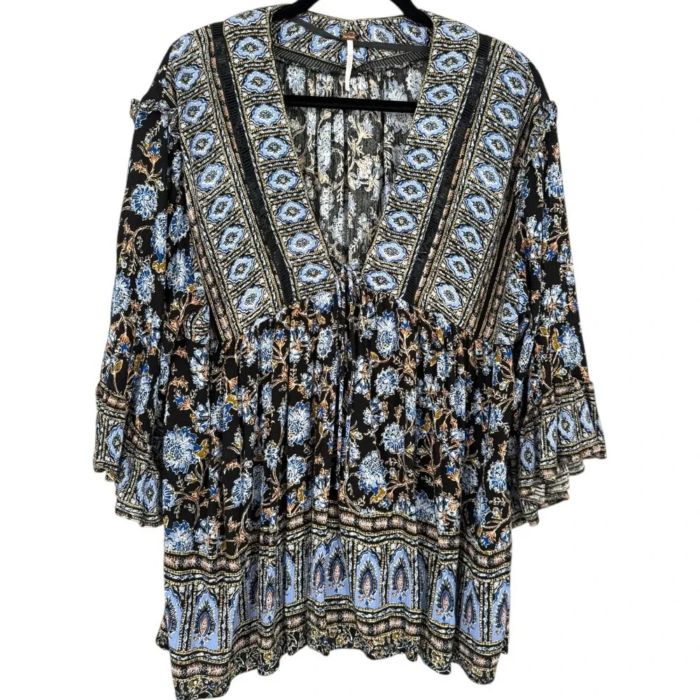 Free People Moonlight Dance‎ Floral Bell Sleeve Boho Tunic Top Blue Size Small